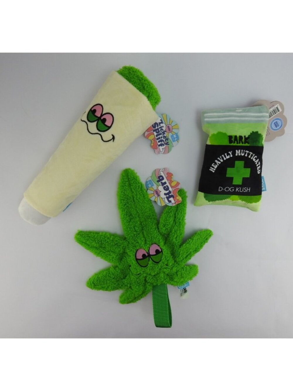 BARK Dog Toys  Hemp Plush Dog Toy Set 4 20 Leaf Joint Kush Funny NWT 3pc Lot